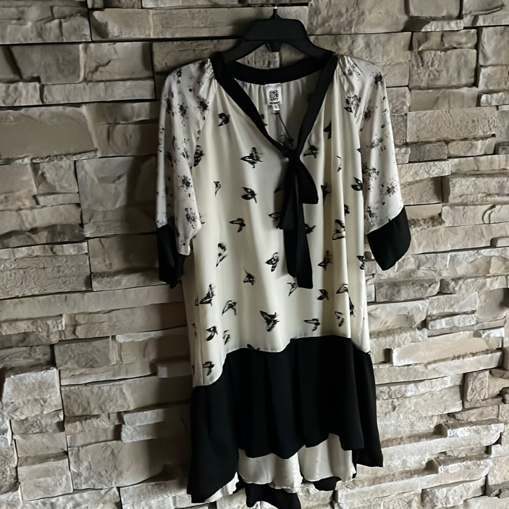 Lara Rosnovsky Original-has never been worn!